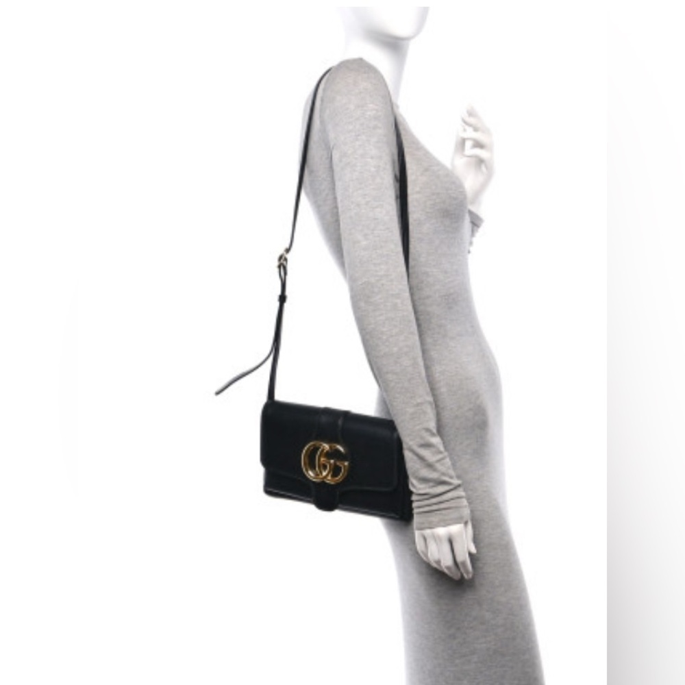 Gucci Black and Gold Clutch with Iconic GG Logo - Picture 7 of 7